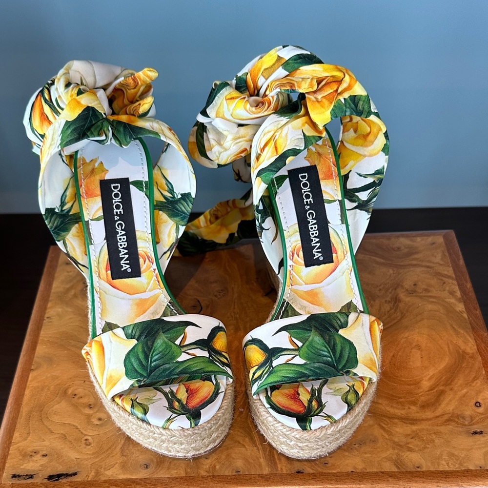 Dolce & Gabbana Yellow Floral Ankle-Tie Espadrille Wedges